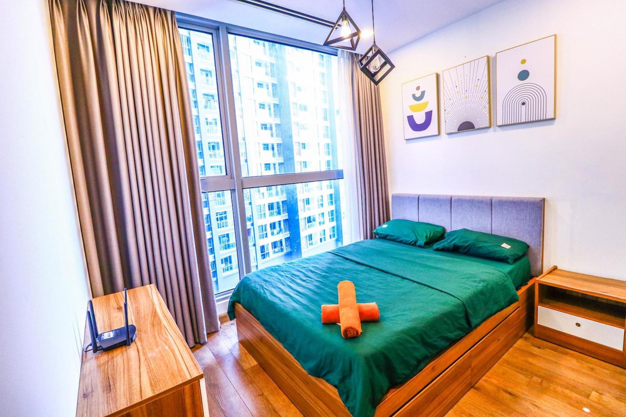 Chalton Suites - Landmark 81 Area, Ice Rink & Grand Park Ho Chi Minh City Exterior photo