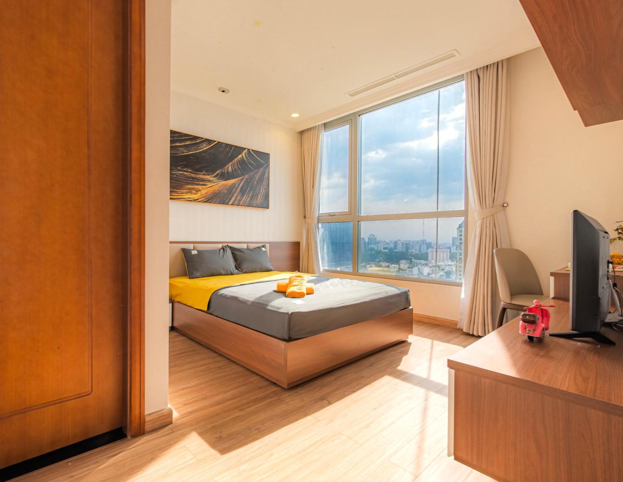 Chalton Suites - Landmark 81 Area, Ice Rink & Grand Park Ho Chi Minh City Exterior photo